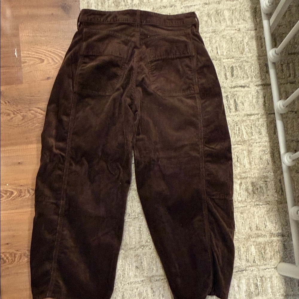 Brown Relaxed Barrel Leg Pant - Picture 3 of 3